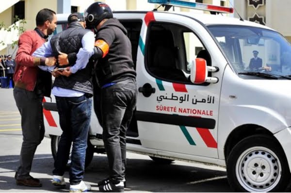 إيقاف مستخدم وكالة مالية بتهمة الخيانة والمفاجأة كبيرة