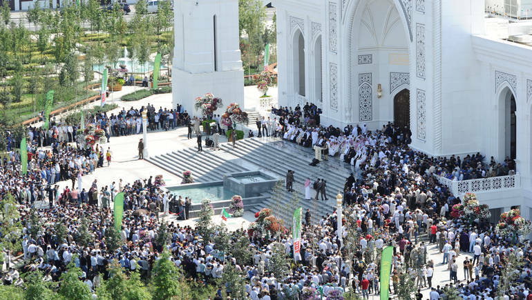 2019 08 23t151224z 39634185 rc134e435590 rtrmadp 3 russia chechnya mosque