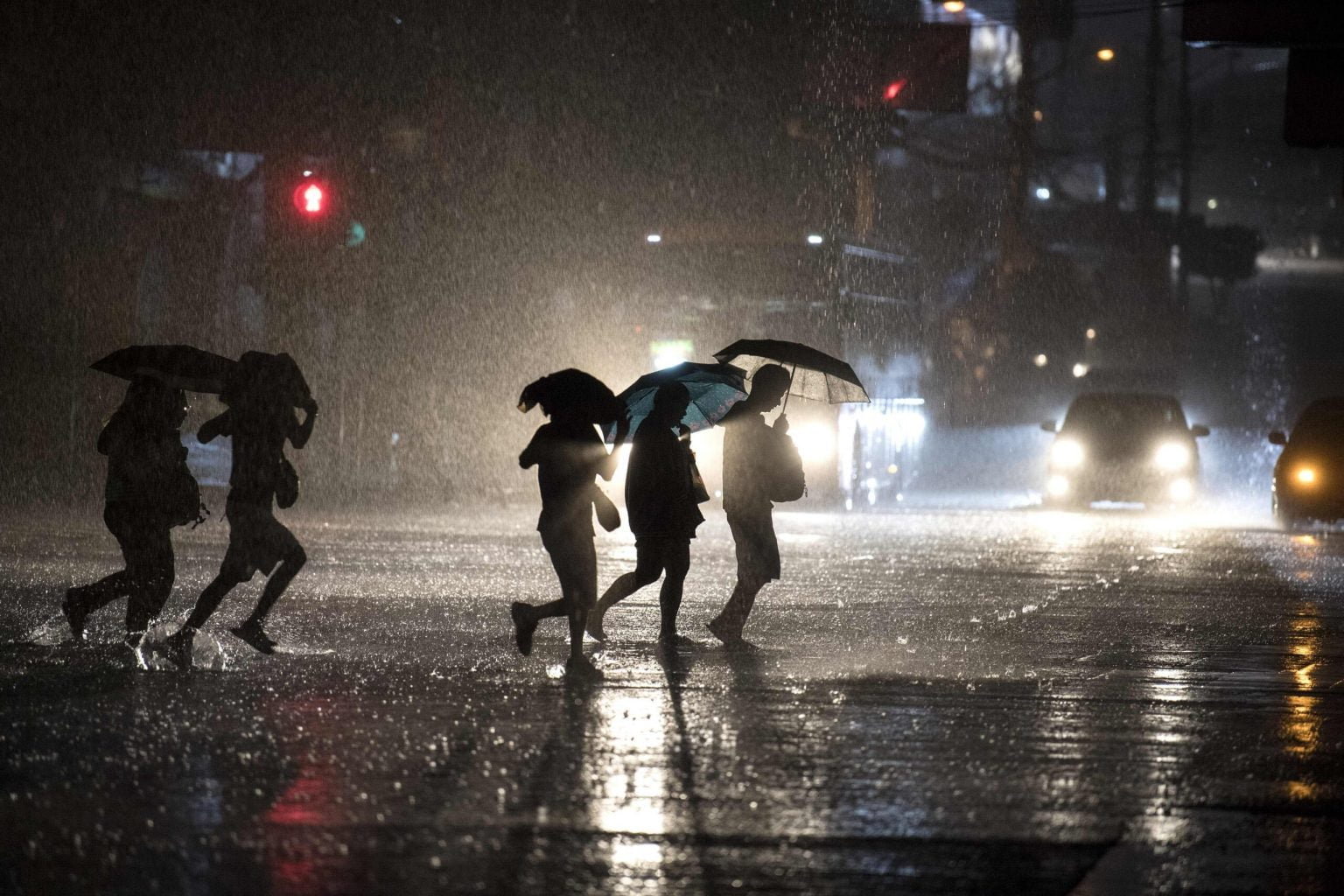 1230239 أمطار غزيرة فى الفلبين scaled 1