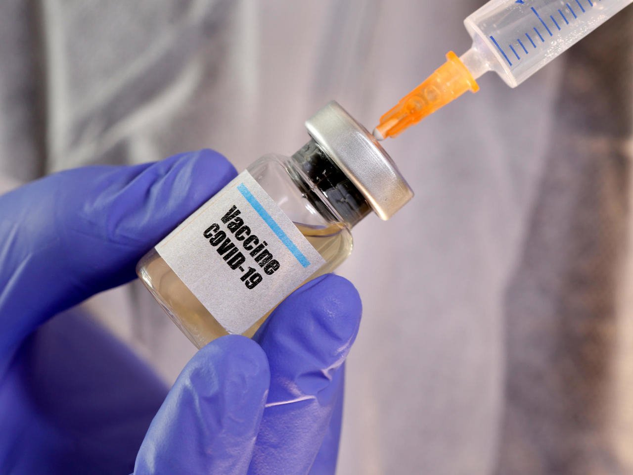 w1280 p4x3 vaccine bottle