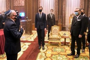 شاهد.. "بن شبات" للملك محمد السادس: "الله يطول فعمر سيدي" 10 1 127