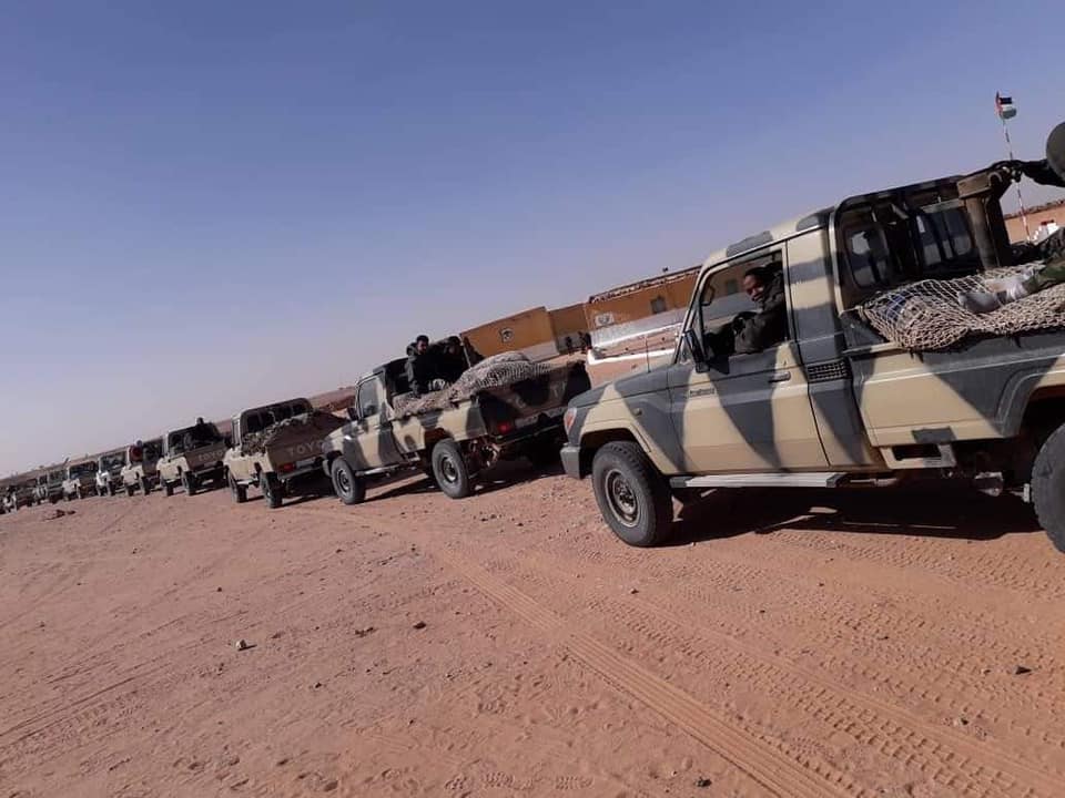 انتقدت جبهة “البوليساريو”، اليوم الجمعة، التصريحات التي حذرت مما تشكله مخميات تندوف من خطر على بلدان الجوار، المتمثل في تعاون عناصر الجبهة مع أعضاء الجماعات الإرهابية في الساحل