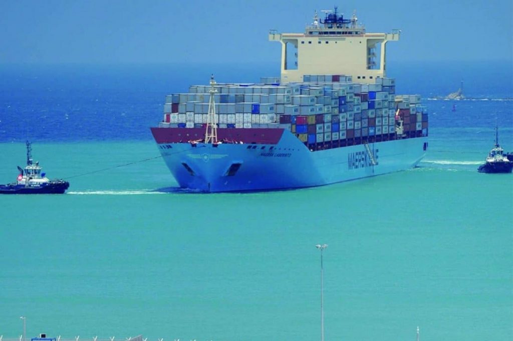 الملك محمد السادس يفقد إسبانيا ريادتها على حركة التجارة البحرية