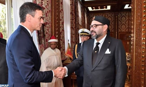 الملك محمد السادس ورئيس الحكومة الإسباني