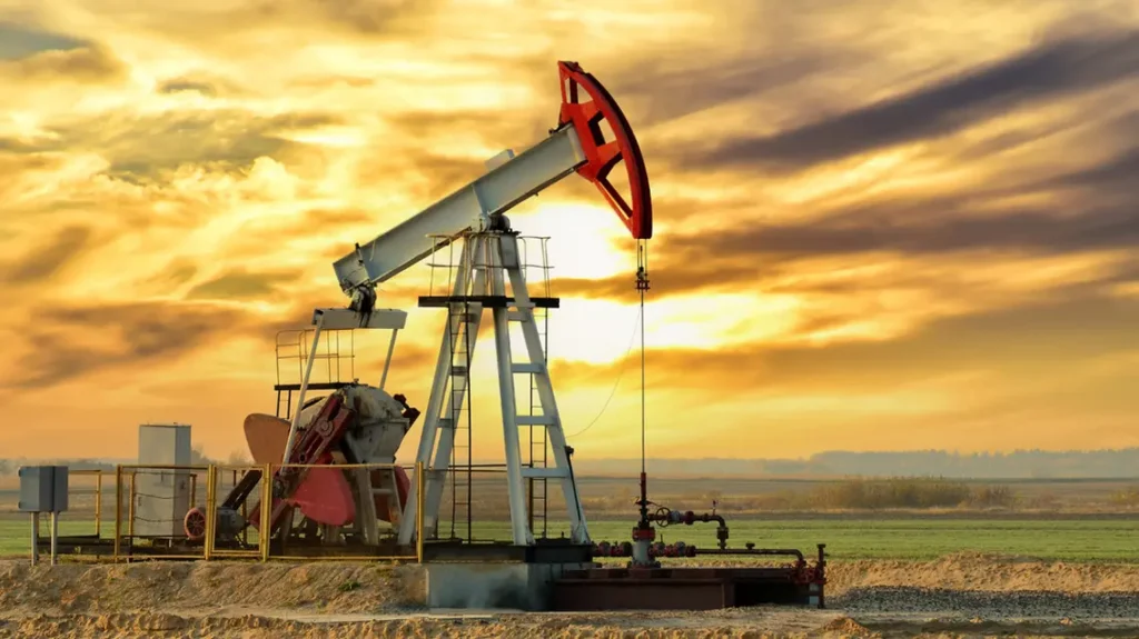 أسعار النفط تعود إلى الانخفاض