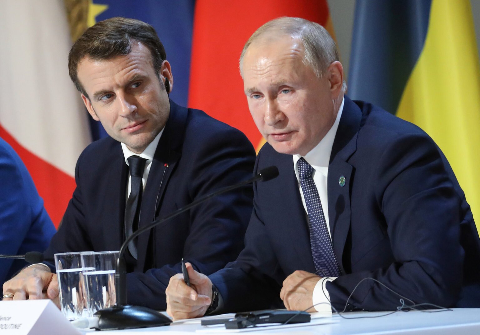 الرئيس الروسي يرفض طلبا للرئيس الفرنسي