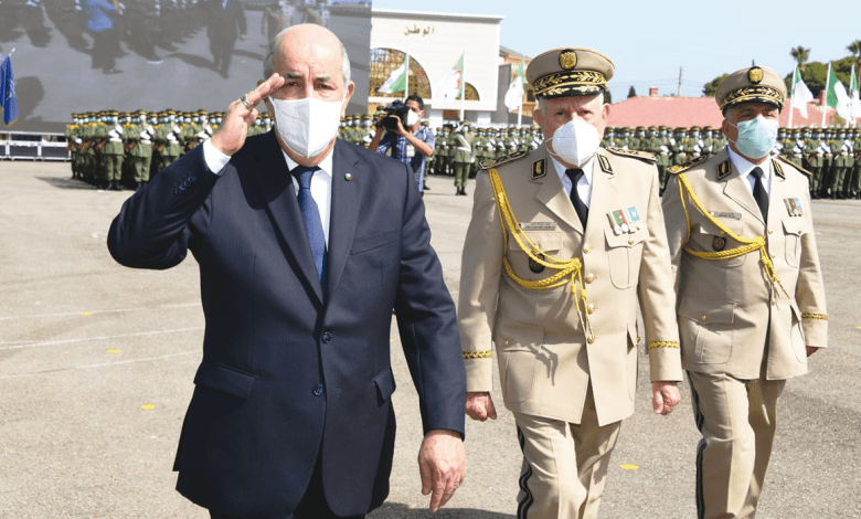 عبد المجيد تبون رفقة رئيس أركان الجيش الجزائري