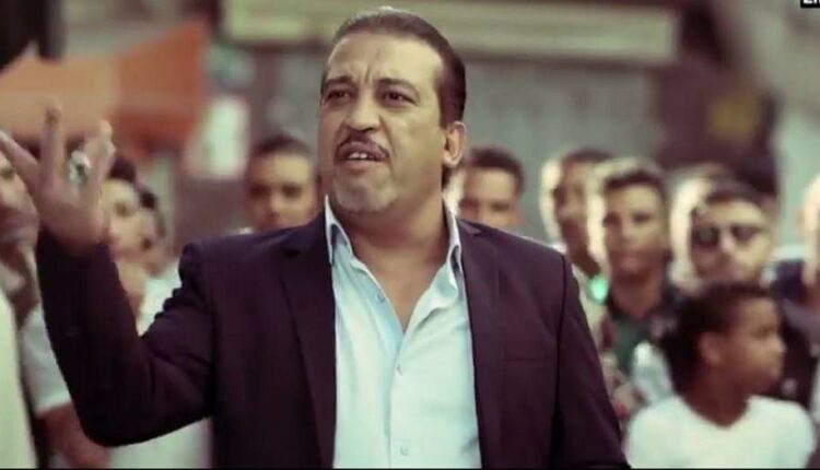المغاربة غاضبون على الممثل عزيز داداس بسب بالكاميرا الخفية