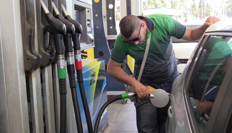 هذه الجهة هي المستفيدة من الزيادات الأخيرة في أسعار المحروقات