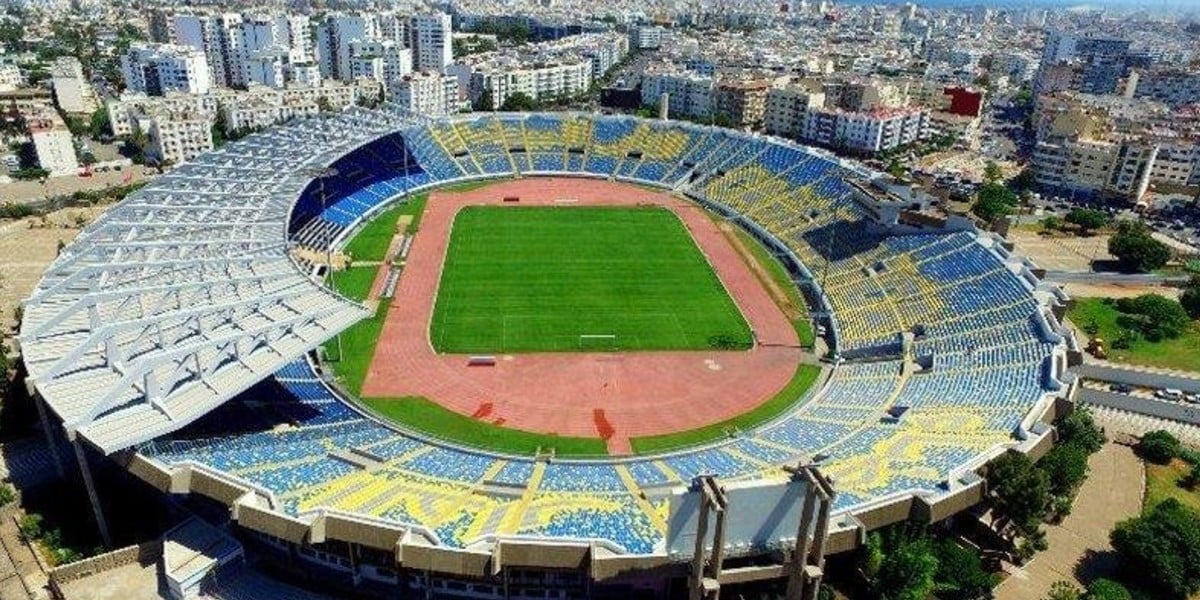 الكاف يؤكد إقامة نهائي أبطال إفريقيا بالمغرب