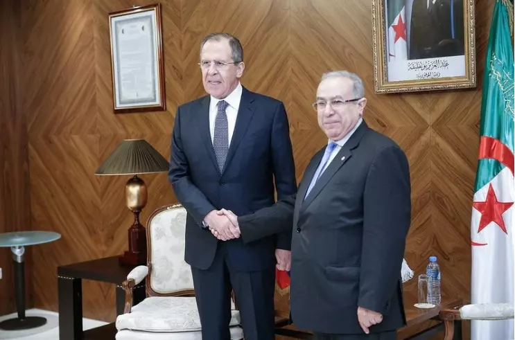 مفاجأة تحملها زيارة وزير الخارجية الروسي للجزائر