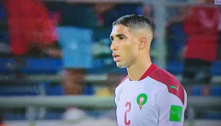 أداء كارثي للمنتخب المغربي أمام ليبيريا وجواد بادة ينفعل
