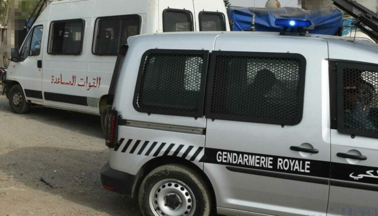 إمام مسجد يقع في المحضور بسبب فيدوهات مخلة