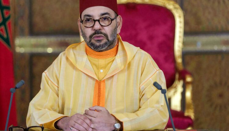 المغاربة يرفعون أكف الضراعة لله مع صاحب الجلالة بعد اصابته بفيروس كورونا