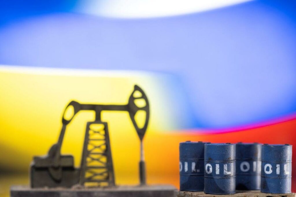 تراجع كبير في أسعار النفط بسبب قرار مهم