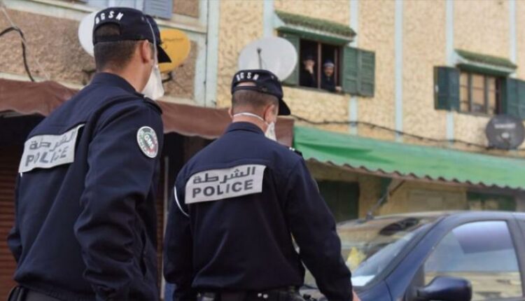 فتح تحقيق عاجل مع شرطيين بميناء طنجة المتوسط
