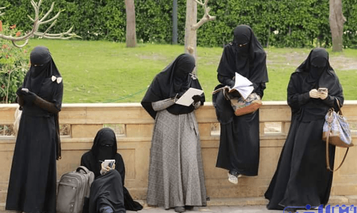 دكتور مصري الحجاب سيكون له نفس مصير النقاب مستقبلا