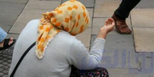 فضيحة.. اعتقال متسولة استغلت قاصرا في عروض جنسية صادمة