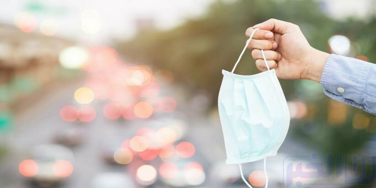 قطر.. تعيد إلزامية ارتداء الكمامة في الأماكن العامة المغلقة