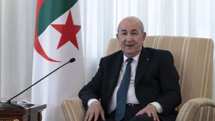 مسخرة...مسؤول جزائري: "الفايسبوك يْهْبطنا من المعنويات"