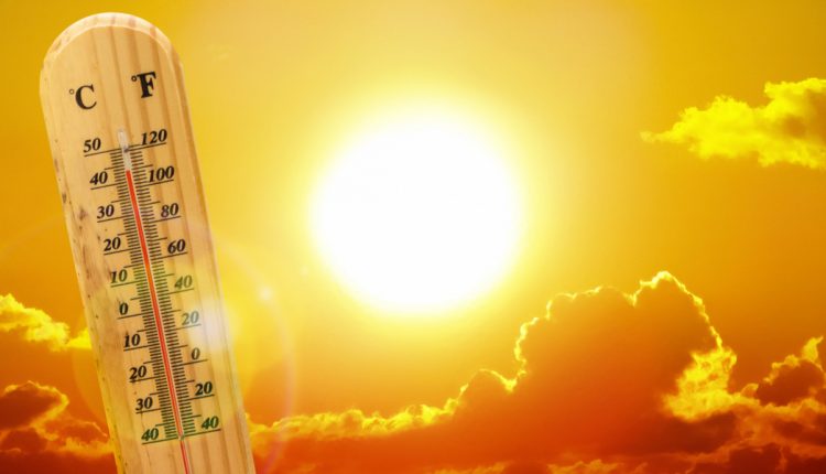 موجة الحر.. 16 مدينة تعيش على وقع حالة تأهب من اللون الأحمر بإيطاليا