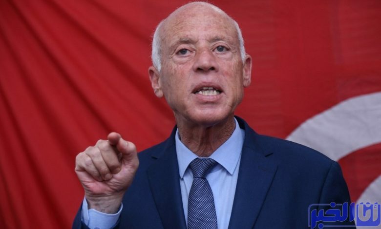 الرئيس التونسي قيس سعيد مٌسْتاء من مسؤوليين