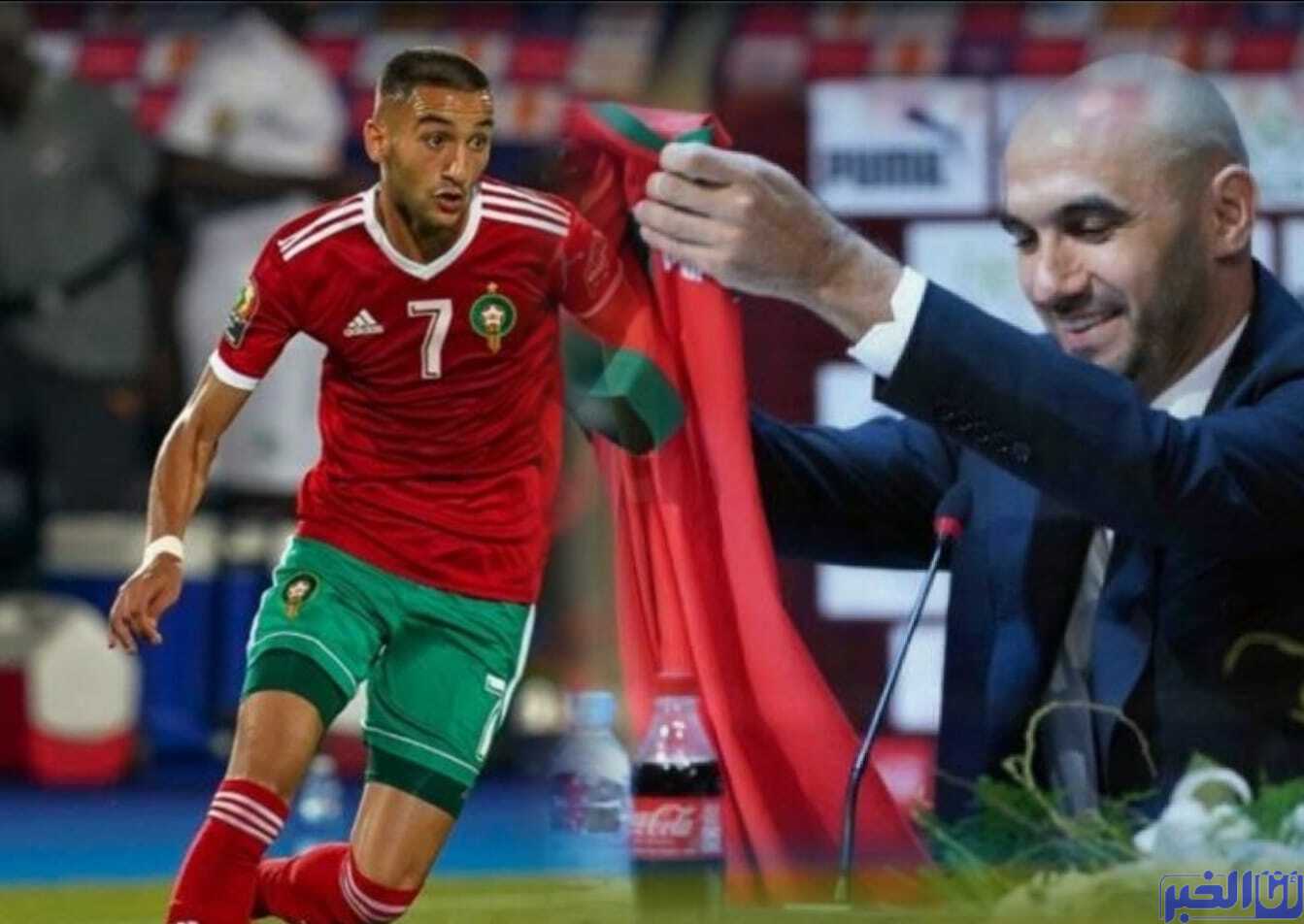 حديث خاص بين وليد الركراكي وحكيم زياش