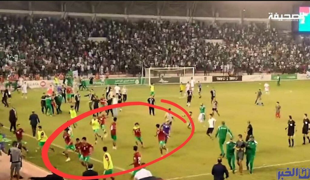 فيديو الاعتداء على المنتخب المغربي من زاوية أخرى