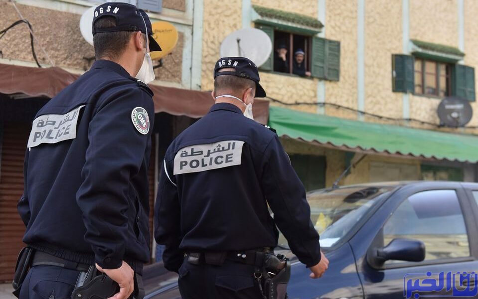 بني ملال.. امرأة ثلاثينية تطارد شرطيا في الشارع العام وتهدده