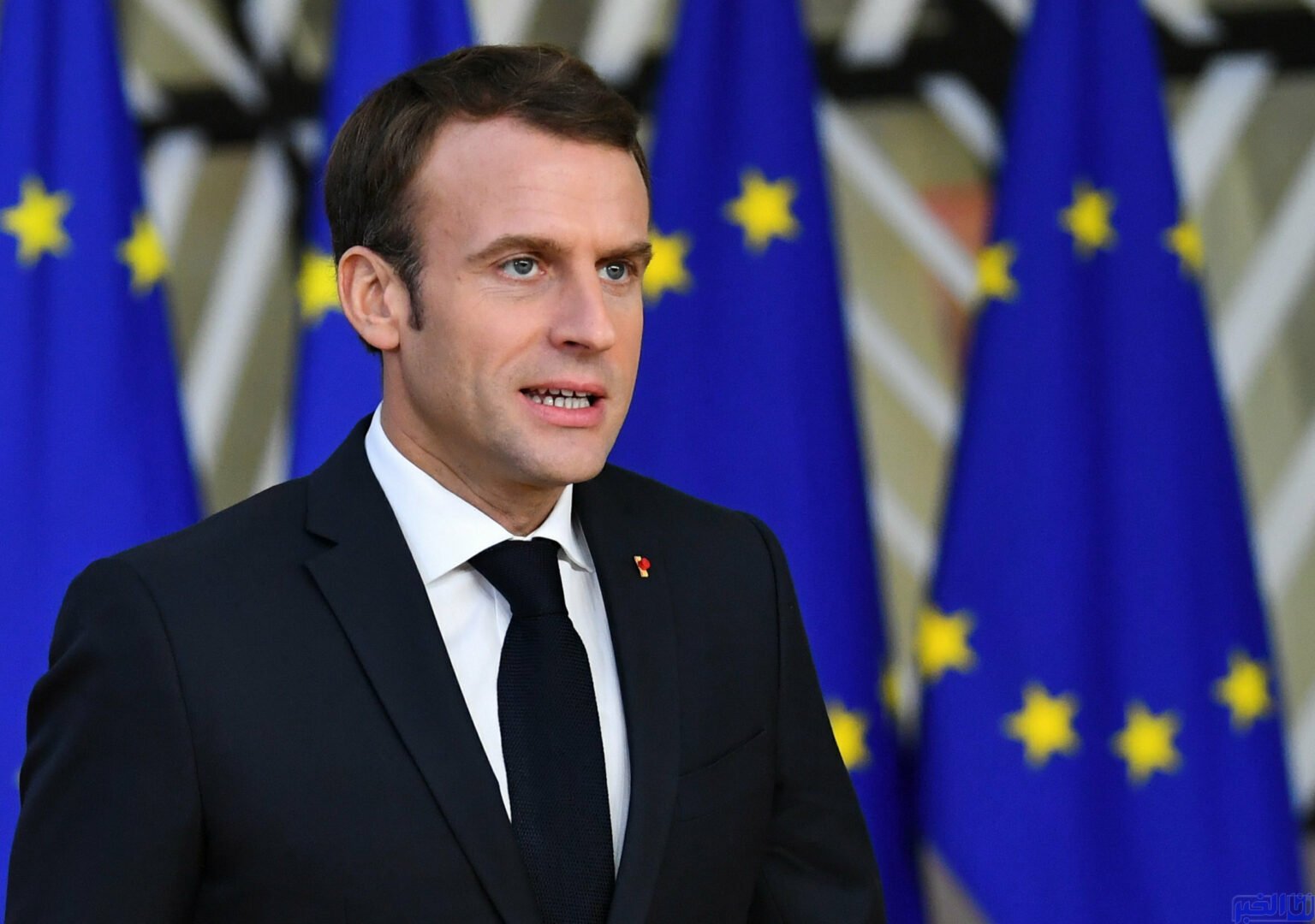 رد قاسٍ ومُوجع على الرئيس الفرنسي ماكرون