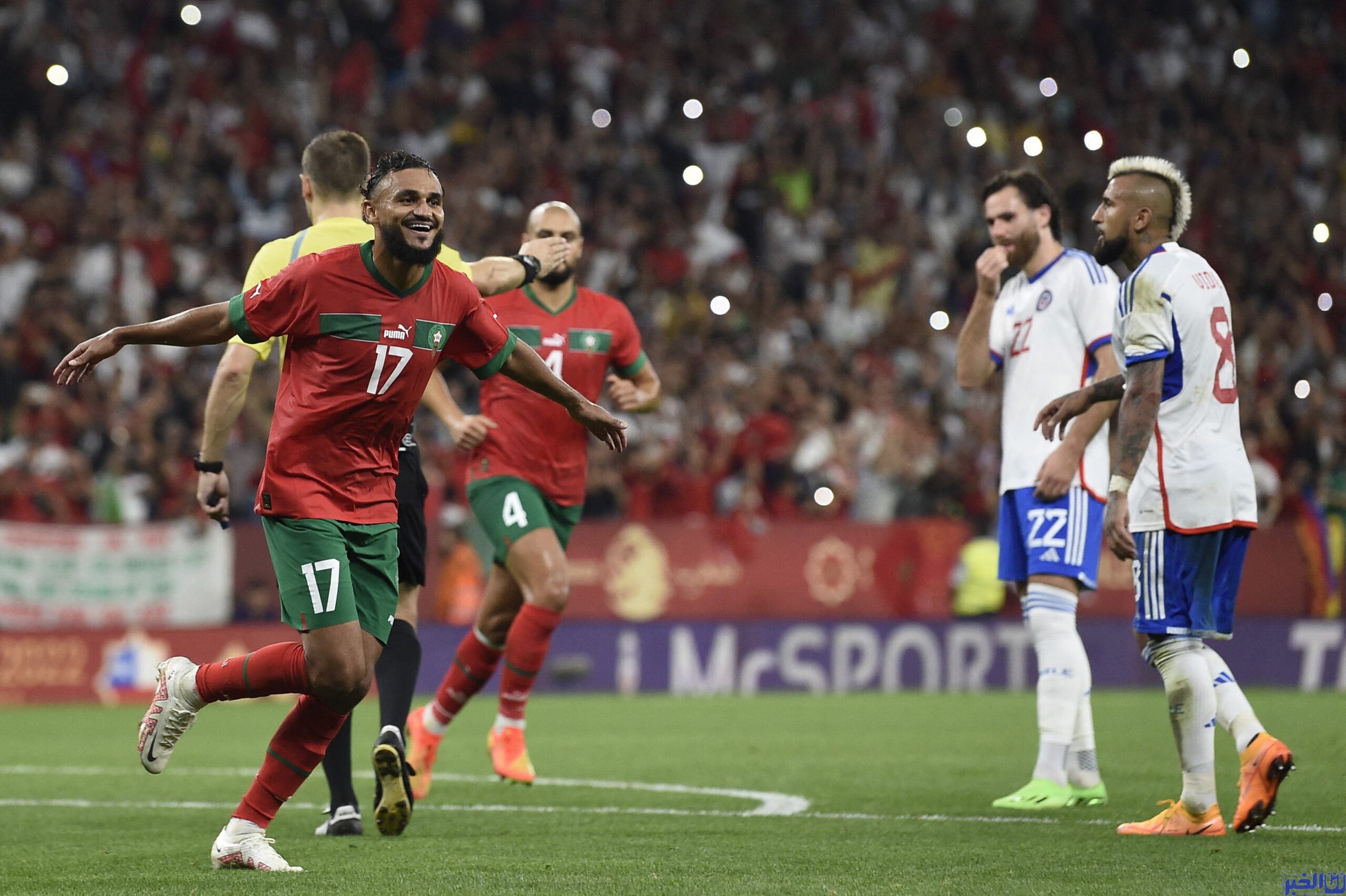 نجم المنتخب المغربي يًصاب والركراكي يفكر