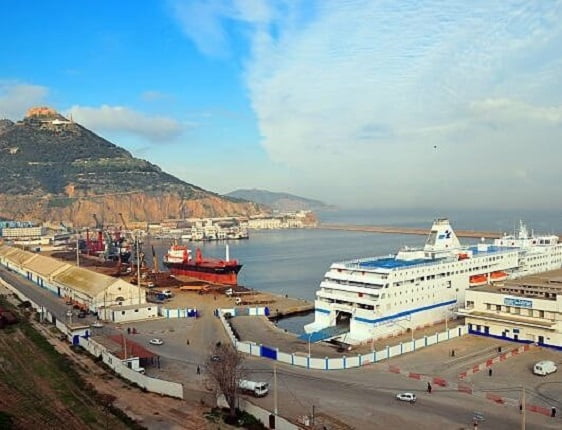 نهاية محزنة لمغربي وجزائري بميناء وهران