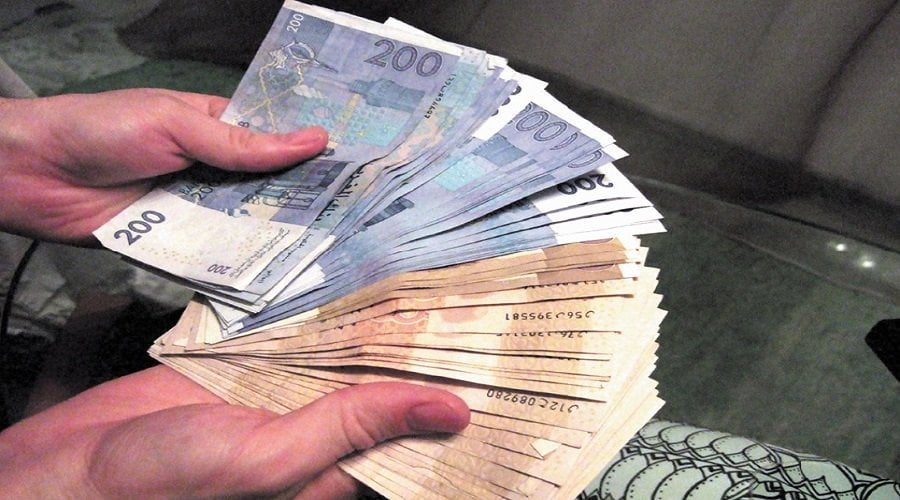 الأبناء بالمغرب.. عجز السيولة يتفاقم أكثر ـ الأرقام ـ