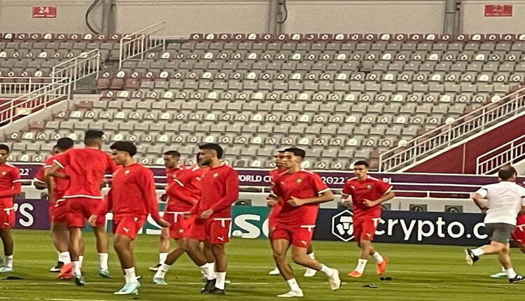 ‫نصير المزراوي‬ في الحصة التدريبية مع المنتخب الوطني المغربي