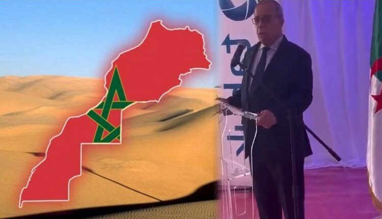 وزير جزائري وخريطة المغرب بصحرائها