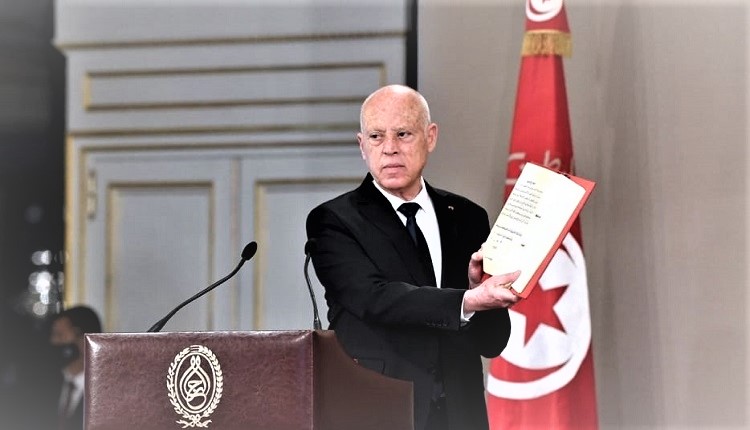 استقالة وزير الداخلية بتونس
