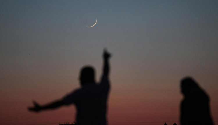 تحديد أول أيام عيد الفطر في فرنسا