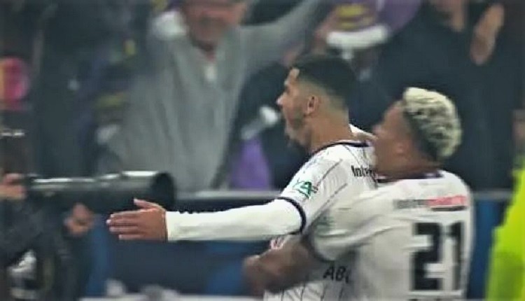 زكريا أبوخلال