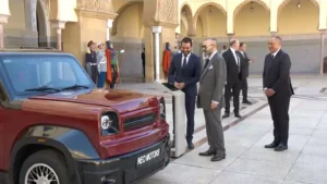 نسيم بلخياط يكشف عن مزايا وسعر سيارة 'نيو موتورز' الجديدة