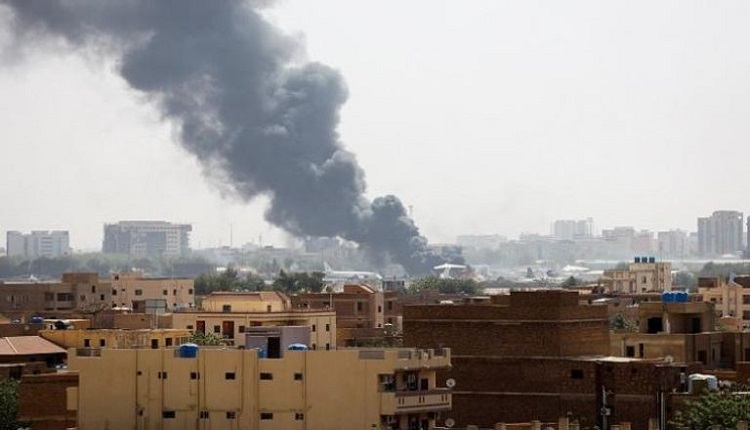 السودان.. قصف عشوائي يقتل 34 شخصا بينهم أطفال في أم درمان
