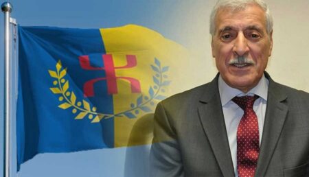 فرحات مهني يوجه اتهاما مباشرا للجيش الجزائري بسبب الحرائق
