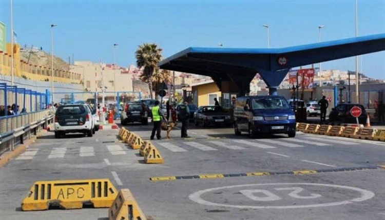 باب سبتة.. ضبط وحجز 56 كلغ من مخدر الشيرا