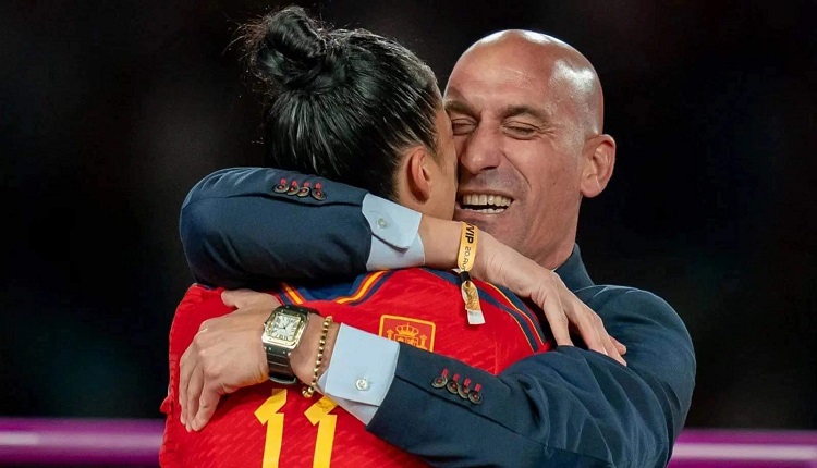 عاجل.. فيفا تتخذ قرارا صارما في حق رئيسَ الاتحاد الإسباني