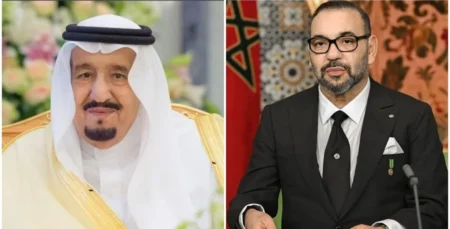 الملك محمد السادس وخادم الحرمين الشريفين الملك سلمان بن عبد العزيز آل سعود