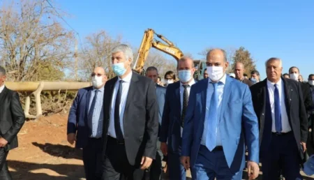الوزير محمد صديقي يتفقد المناطق الفلاحية المتضررة من الزلزال بإقليم ورزازات