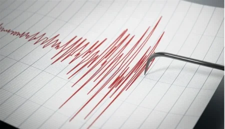 خبير مغربي يرد على عَالِم توقع حدوث زلزال وتسونامي