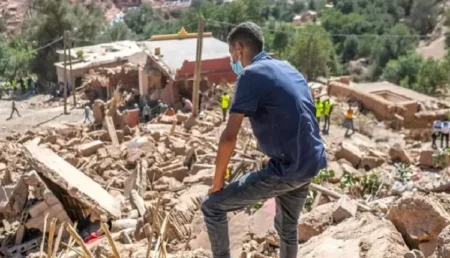 قرار من الحكومة بشأن قانون منح الأطفال ضحايا زلزال الحوز صفة مكفولي الأمة