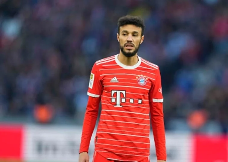 موقع مانشستر يونايتد ينتقد المزرواي ويلمح لغياب أمرابط عن “الكان”
