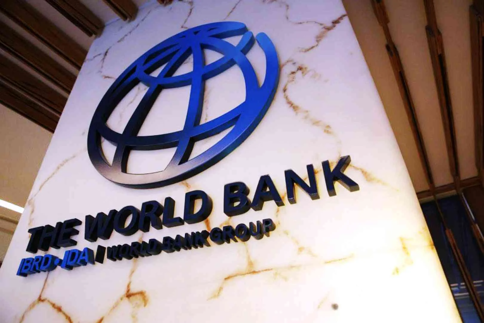 البنك الدولي.. حوالي 700 مليون شخص يعيشون بأقل من 2.15 دولار في اليوم