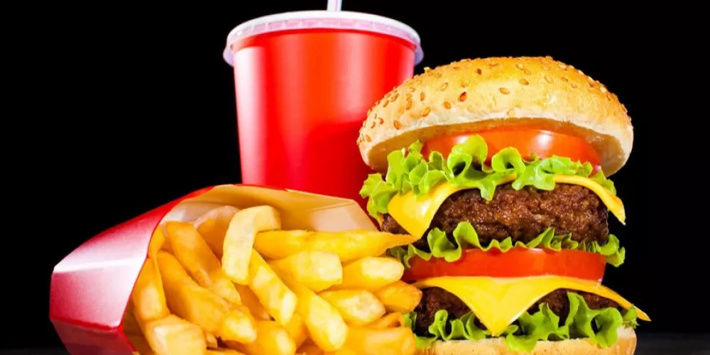 أضرار الوجبات السريعة على الصحة